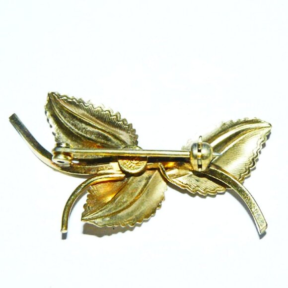 Gold Filled Three Leaf Brooch - Picture 2 of 2
